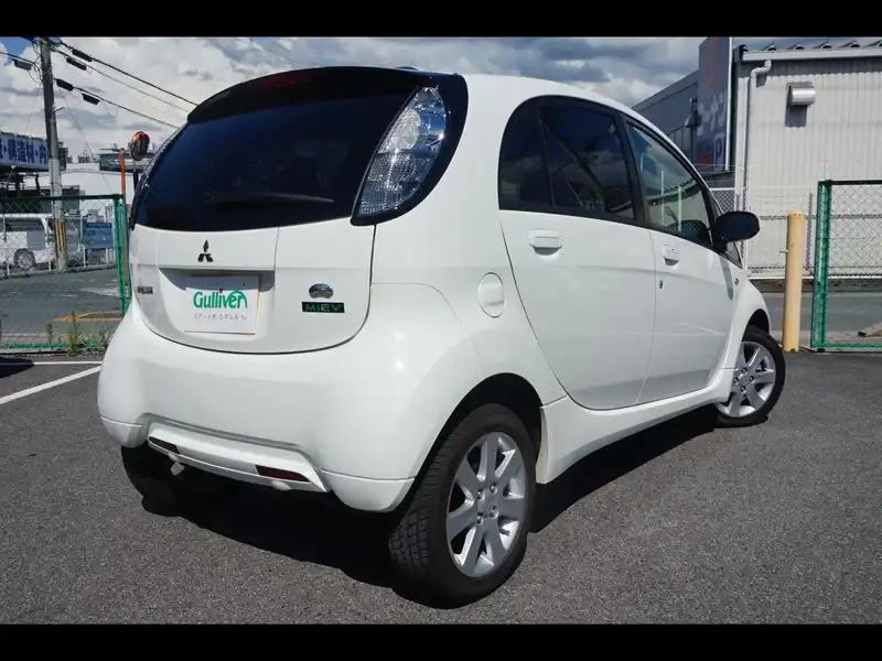 カタログ画像：アイミーブ（I-MIEV） ベースグレード 2010年4月 ZAA-HA3W ホワイトソリッド バック