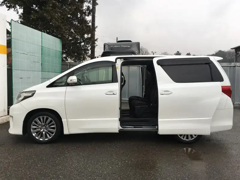 カタログ画像：アルファード（ALPHARD） ２４０Ｓ タイプゴールドⅡ 2013年10月 DBA-ANH20W 2400cc ゴールドパールクリスタルシャイン 燃費10.8km / l 外装