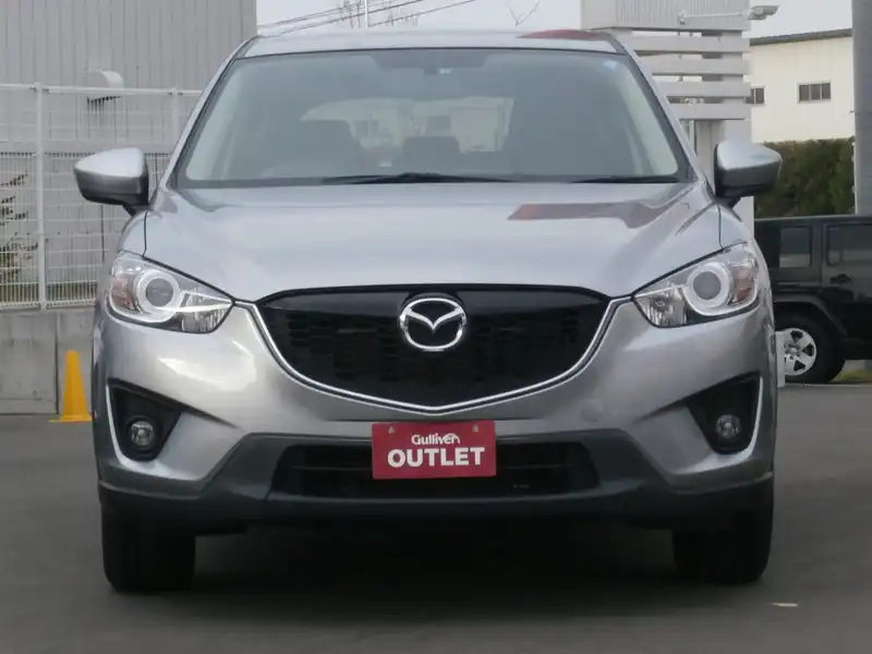 カタログ画像：ＣＸ－５（CX-5） ２０Ｓ 2012年12月 DBA-KEEFW 2000cc アルミニウムメタリック 燃費16.4km / l フロント