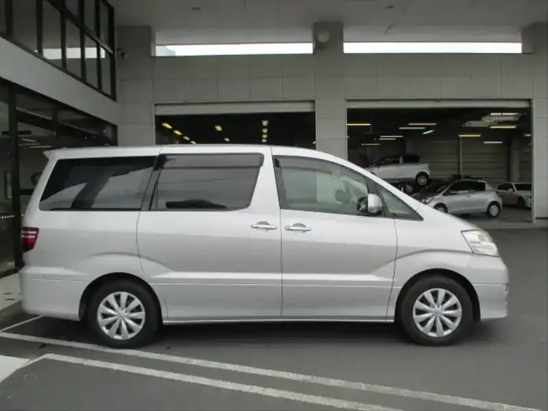 カタログ画像：アルファードＧ（ALPHARD G） ＡＸ 2007年6月 DBA-ANH15W 2400cc シルバーメタリック 燃費9.4km / l  外装