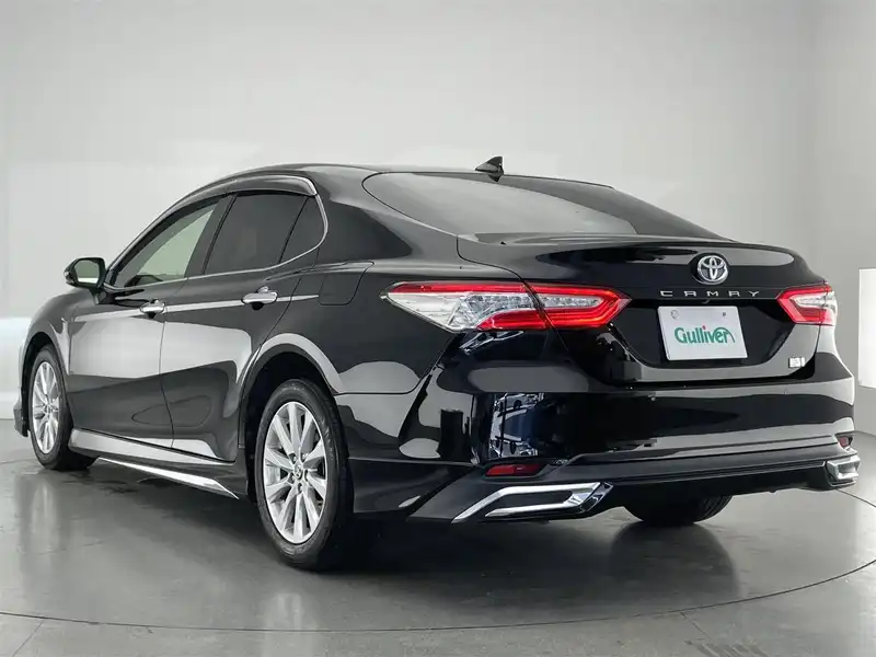 カタログ画像：カムリ（CAMRY） Ｇ 2021年2月 6AA-AXVH75 2500cc アティチュードブラックマイカ 燃費21.6km / l 外装