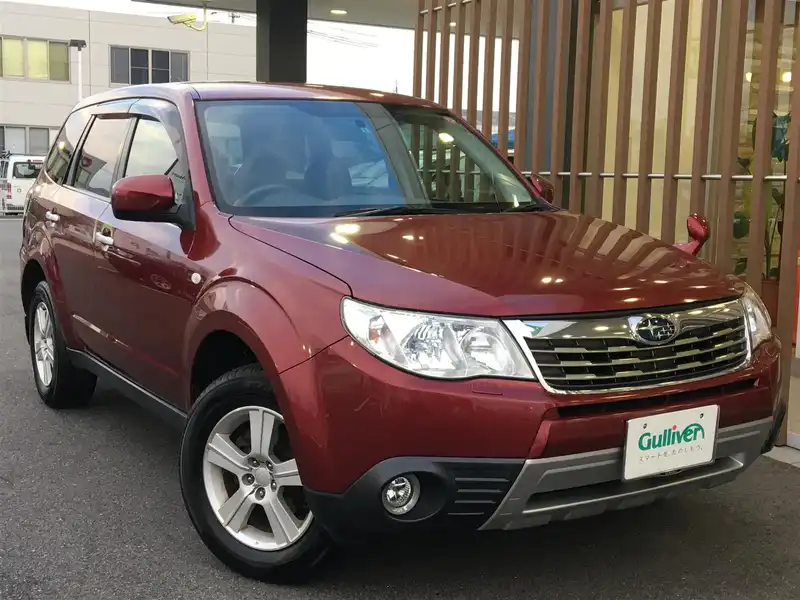 カタログ画像：フォレスター（FORESTER） ２．０ＸＳ 2007年12月 DBA-SH5 2000cc カメリアレッド・パール 燃費14.0km / l  メイン（その他）