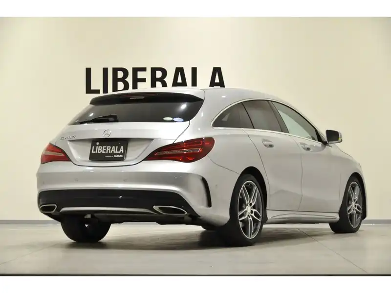 カタログ画像：ＣＬＡクラス シューティングブレーク（CLA-CLASS SHOOTING BRAKE） ＣＬＡ１８０ シューティングブレーク スポーツ 2016年8月 DBA-117942 1600cc ポーラーシルバー（Ｍ） 燃費16.2km / l バック