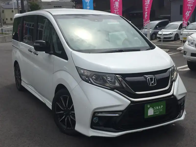 カタログ画像：ステップワゴン（STEPWAGON） モデューロＸ 2016年10月 DBA-RP3 1500cc ホワイトオーキッド・パール メイン