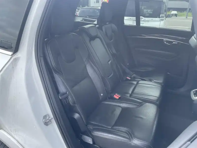 カタログ画像：ＸＣ９０（XC90） Ｔ８ ツインエンジン ＡＷＤ エクセレンス 2018年8月 DLA-LB420XCPA 2000cc アイスホワイト 燃費13.7km / l バック