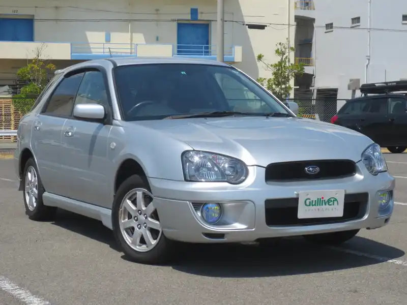 カタログ画像：インプレッサスポーツワゴン（IMPREZA SPORTS WAGON） １５ｉ－Ｓ 2004年6月 LA-GG3 1500cc プレミアムシルバー・メタリック 燃費16.0km / l  メイン（その他）