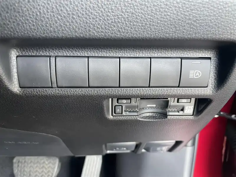 カタログ画像：バディ（BUDDY） ２０ＳＴ 2024年1月 6BA-MXAA52 2000cc ベルベットレッドマイカorスリラーレッド 内装