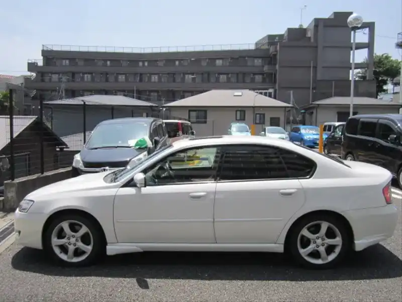 カタログ画像：レガシィＢ４（LEGACY B4） ２．０ＧＴ 2003年6月 TA-BL5 2000cc サテンホワイト 燃費13.0km / l  外装