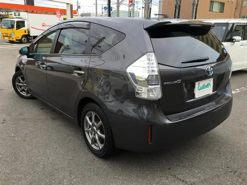 カタログ画像：プリウスα（PRIUS ALPHA） Ｇ チューン ブラック 2014年4月 DAA-ZVW40W 1800cc グレーメタリック 燃費26.2km / l バック