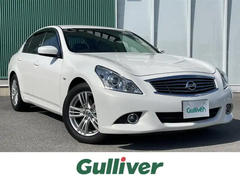 日産スカイライン クーペ セダン CKV36 Androidナビ CarPlay