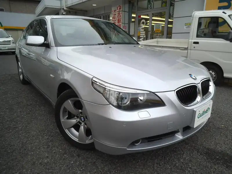 カタログ画像：５シリーズ（5 SERIES） ５３０ｉハイラインパッケージ 2003年8月 GH-NA30 3000cc メイン