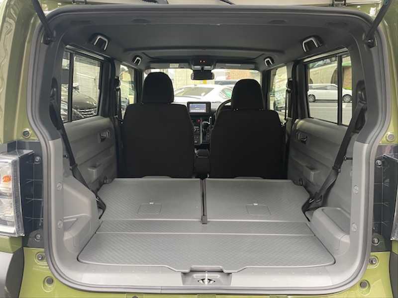 カタログ画像：タフト（TAFT） Ｇ ダーククロムベンチャー ｅｃｏ ＩＤＬＥ非装着車 2024年11月 5BA-LA900S 660cc フォレストカーキメタリックorセラミックグリーンメタリック 燃費19.8km / l 内装