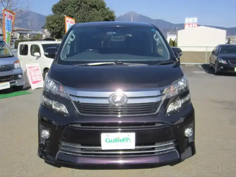 カタログ画像：ヴェルファイア（VELLFIRE） ３．５Ｚ ゴールデンアイズ 2012年9月 DBA-GGH20W 3500cc ボルドーマイカメタリック 燃費9.3km / l フロント