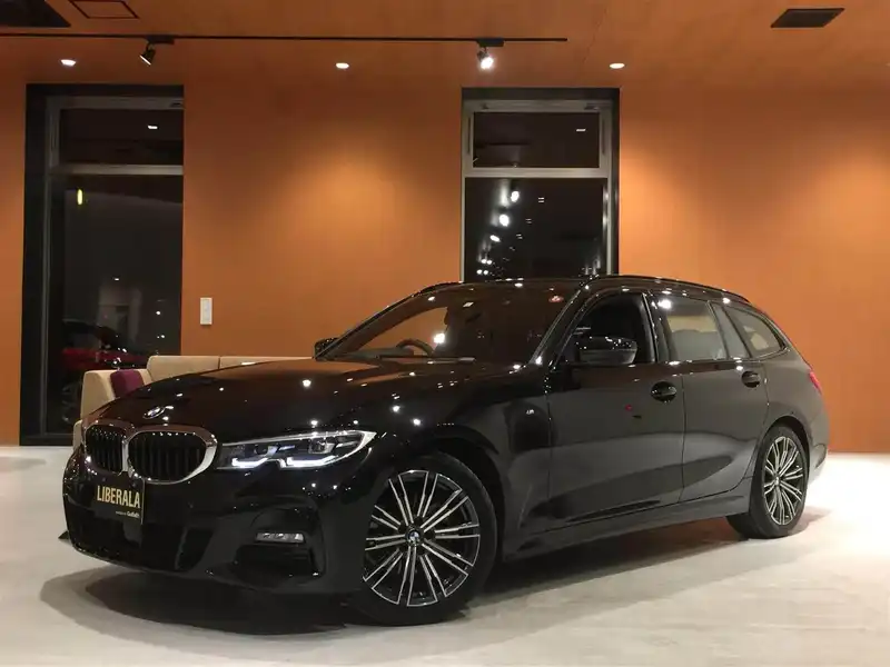 カタログ画像：３シリーズ（3 SERIES） ３２０ｄ ｘＤｒｉｖｅツーリング Ｍスポーツ 2019年11月 3DA-6L20 2000cc ブラック・サファイア（メタリックカラー） 燃費14.6km / l メイン（その他）