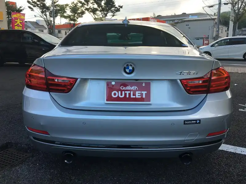 カタログ画像：４シリーズ（4 SERIES） ４３５ｉクーペ スポーツ 2013年9月 DBA-3R30 3000cc グレイシャー・シルバー（メタリック・カラー）orオリオン・シルバー（メタリック・カラー） 燃費12.7km / l 外装