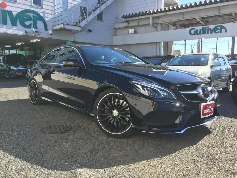 カタログ画像：Ｅクラス（E-CLASS） Ｅ４００ クーペ 2015年2月 MBA-207361 3500cc ブラック（Ｓ）orオブシディアンブラック（Ｍ） 燃費12.0km / l メイン