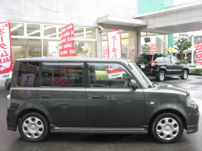 カタログ画像：ｂＢ（bB） Ｓ 2004年2月 CBA-NCP35 1500cc ダークグレイッシュオリーブメタリック 燃費14.6km / l  外装