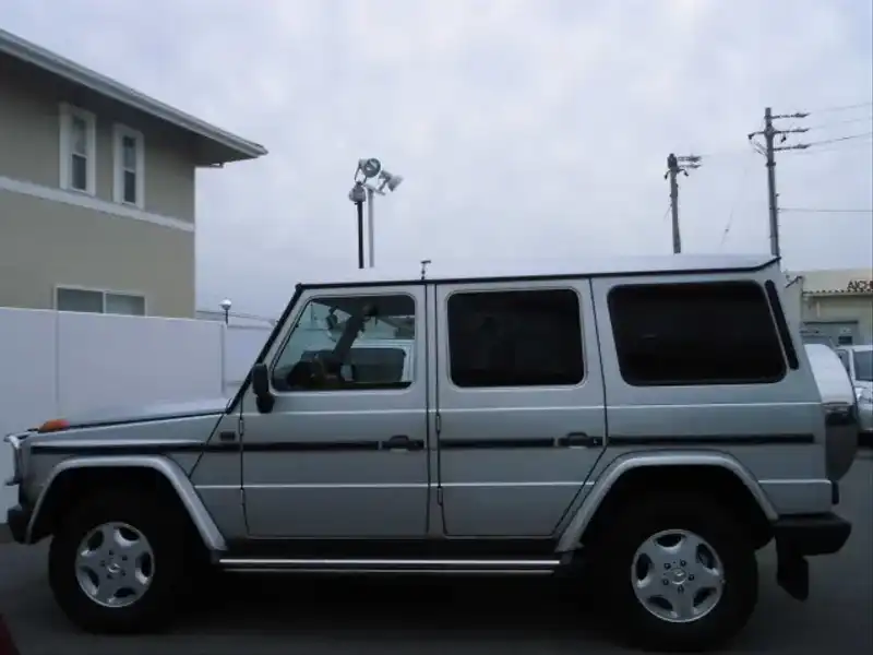 カタログ画像：Ｇクラス（G-CLASS） Ｇ３２０ ロング 1994年12月 E-463231 3200cc 外装