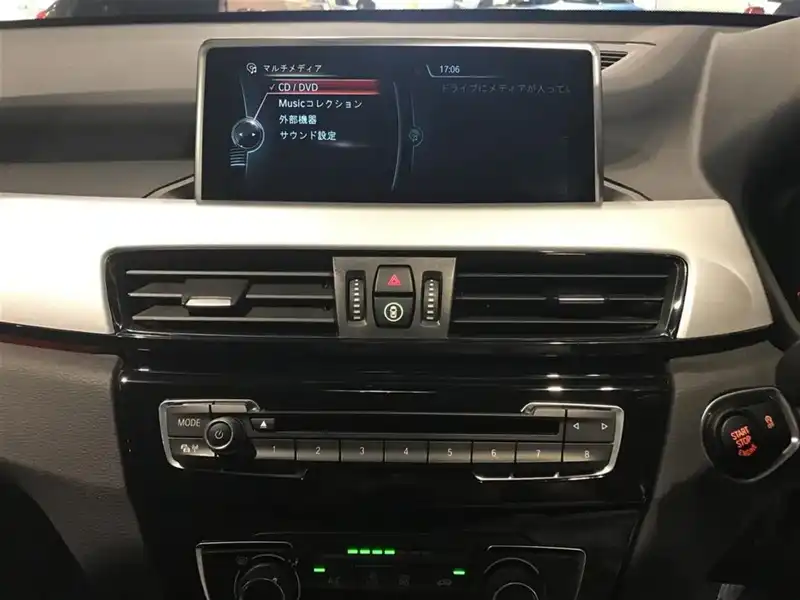 カタログ画像：Ｘ１（X1） ｓＤｒｉｖｅ １８ｉ 2018年1月 ABA-JG15 1500cc ミネラル・ホワイト（メタリック・カラー） 燃費15.7km / l 内装