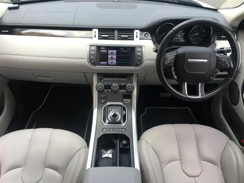 カタログ画像：レンジローバーイヴォーク（RANGE ROVER EVOQUE） プレステージ 2014年4月 CBA-LV2A 2000cc 燃費10.6km / l 内装