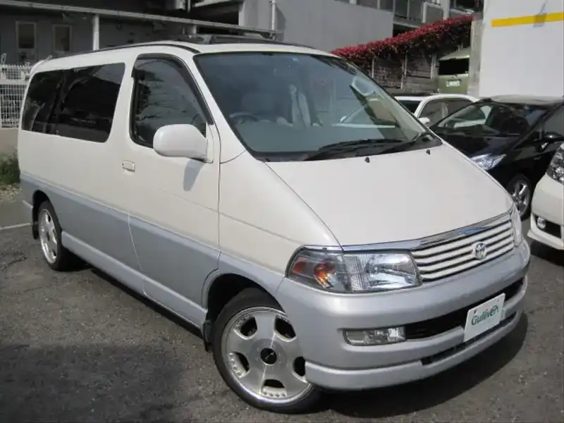 カタログ画像：レジアス（REGIUS） ウインドツアラー Ｌパッケージ 1999年8月 KH-KCH46W 3000cc ホワイト 燃費8.6km / l  メイン