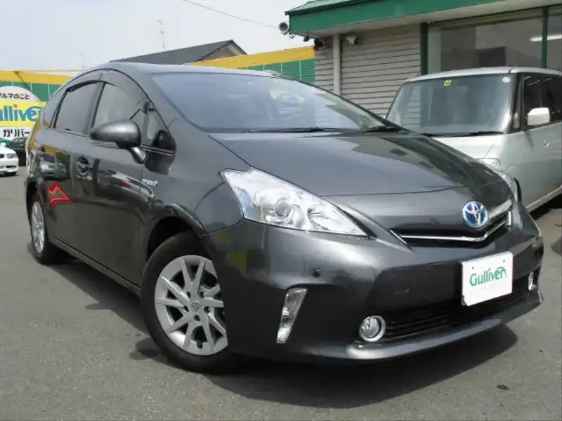 カタログ画像：プリウスα（PRIUS ALPHA） Ｓ 2013年8月 DAA-ZVW41W 1800cc グレーメタリック 燃費26.2km / l メイン（その他）