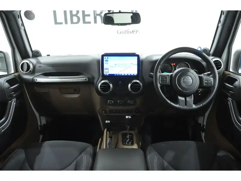 カタログ画像：ジープ・ラングラー（JEEP WRANGLER） サハラ 2015年3月 ABA-JK36S 3600cc ブライトホワイトクリアコート 燃費7.9km / l 内装