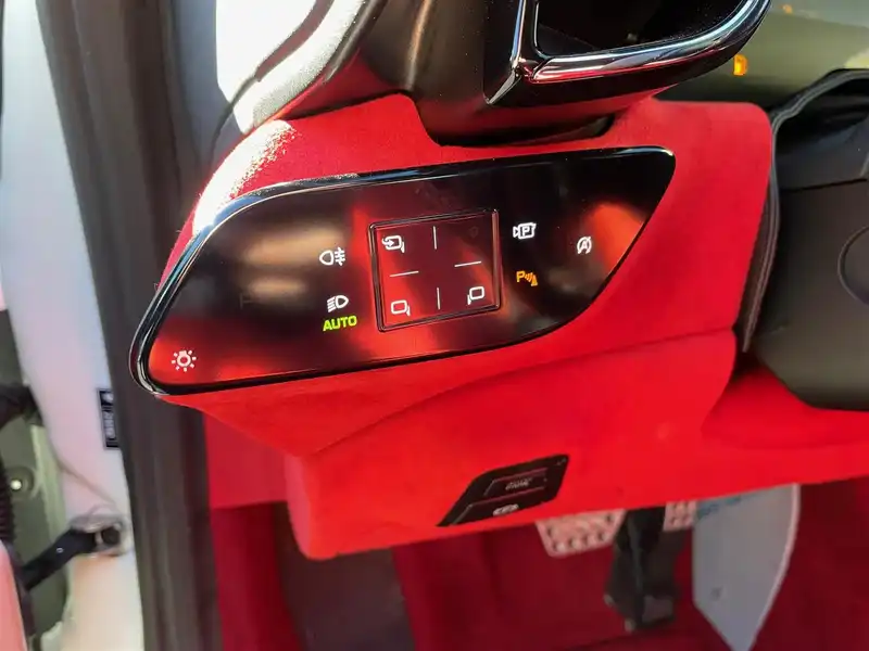 カタログ画像：ローマ（ROMA） ベースグレード 2021年2月 7BA-F164BAA 3900cc 内装