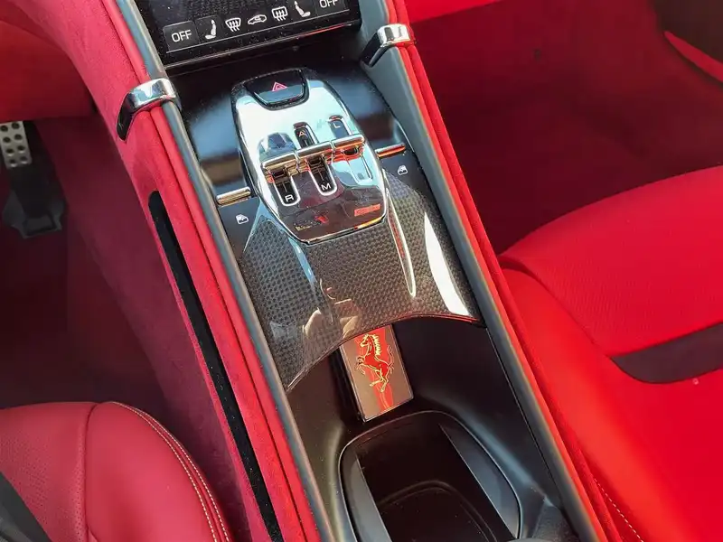 カタログ画像：ローマ（ROMA） ベースグレード 2021年2月 7BA-F164BAA 3900cc 内装