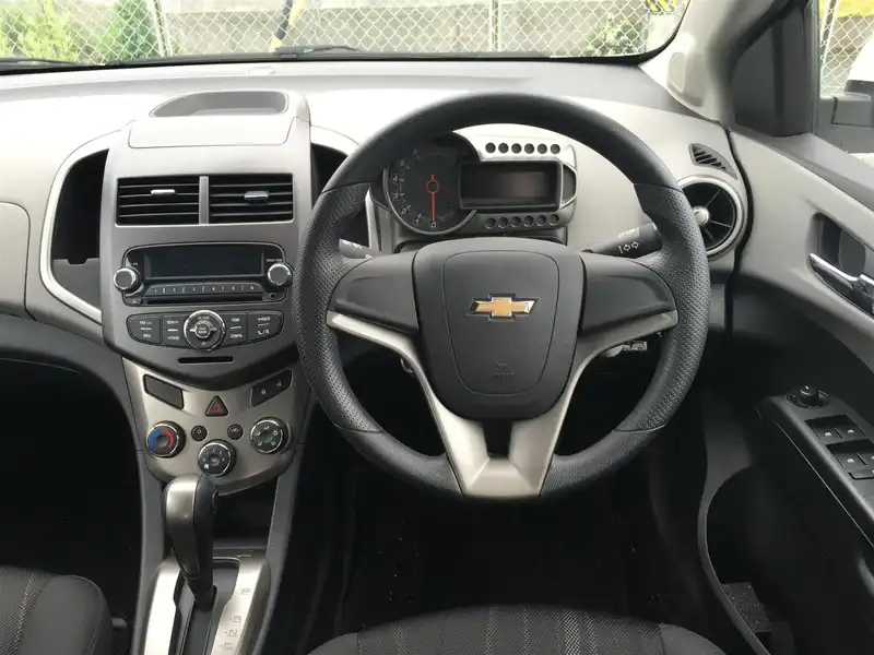 10087704 | カタログ画像：シボレーソニック（CHEVROLET SONIC） ＬＴ 2014年4月 ABA-KT300 1600cc 内装