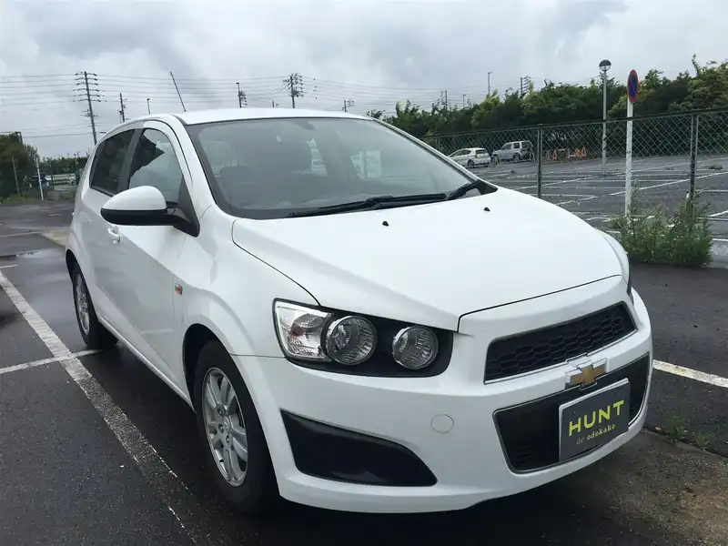 カタログ画像：シボレーソニック（CHEVROLET SONIC） ＬＴ 2014年4月 ABA-KT300 1600cc 燃費10.9km / l メイン（その他）