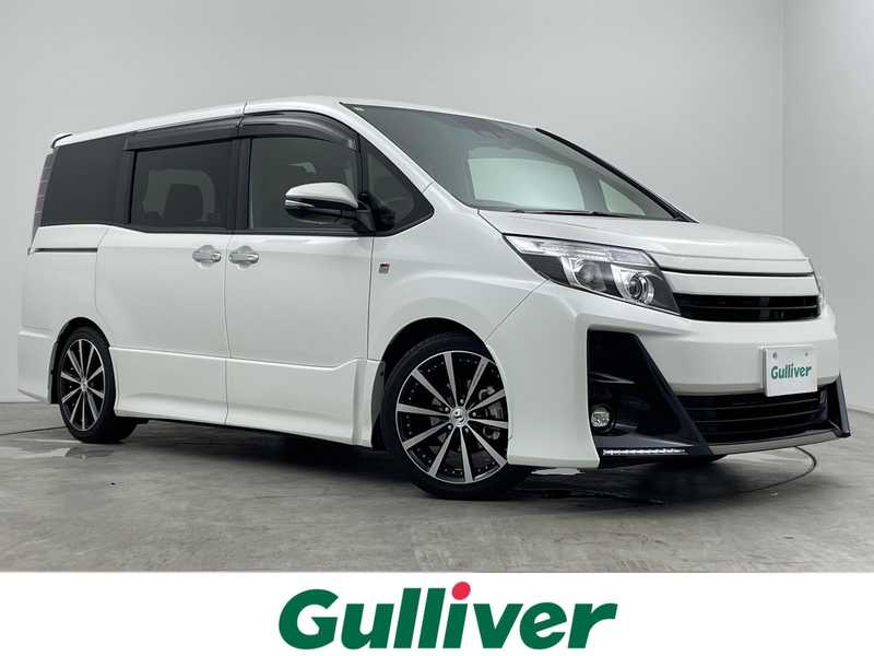 カタログ画像：ノア（NOAH） Ｓｉ ＧＲスポーツ 2019年10月 DBA-ZRR80W 2000cc ホワイトパールクリスタルシャインorラグジュアリーホワイトパールクリスタルシャインガラスフレーク メイン