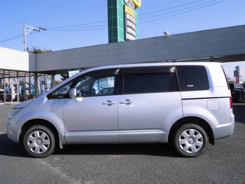 カタログ画像：デリカＤ：５（DELICA D:5） Ｃ２ Ｓ 2007年5月 DBA-CV5W 2400cc クールシルバーメタリック 外装