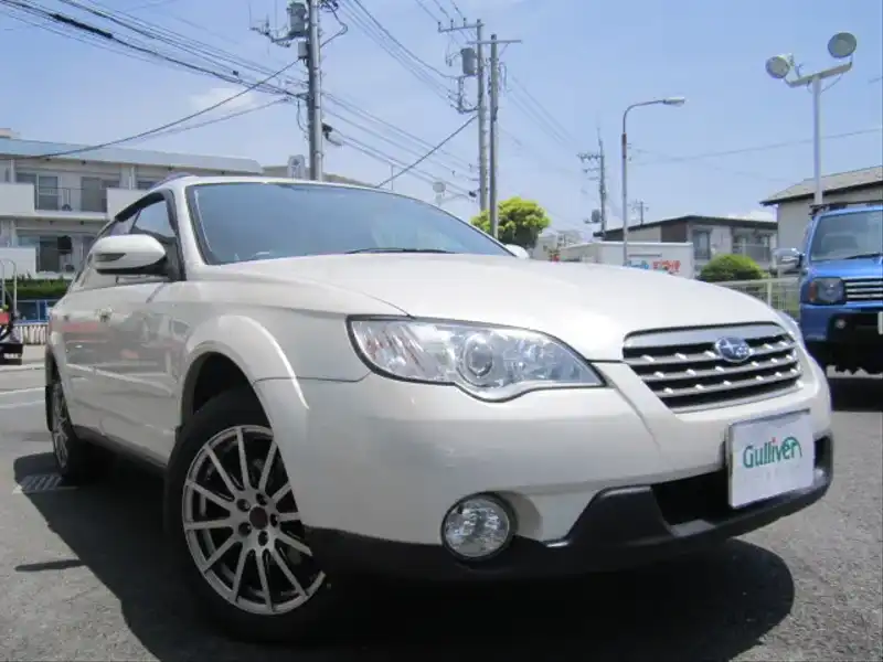 カタログ画像：レガシィツーリングワゴン（LEGACY TOURING WAGON） ２．５ｉ アーバンセレクション 2007年11月 DBA-BP9 2500cc サテンホワイト・パール 燃費13.0km / l  メイン（その他）