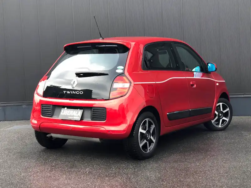 カタログ画像：トゥインゴ（TWINGO） インテンス 2018年4月 DBA-AHH4B 900cc ルージュ フラム Ｍ 燃費21.7km / l メイン（その他）