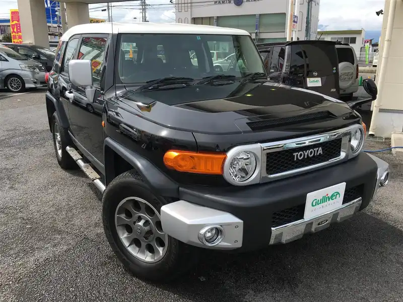 カタログ画像：ＦＪクルーザー（FJ CRUISER） オフロードパッケージ 2010年12月 CBA-GSJ15W 4000cc ツートーン ブラック 燃費8.4km / l  メイン（その他）