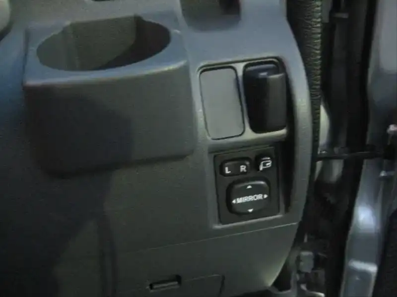 カタログ画像：ピクシスバン（PIXIS VAN） クルーズターボ 2011年12月 EBD-S331M 660cc ブライトシルバーメタリック 燃費16.2km / l  内装