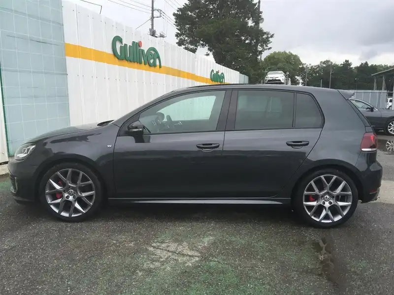 カタログ画像：ゴルフ（GOLF） ＧＴＩ エディション３５ 2011年9月 ABA-1KCDL 2000cc カーボンスチールグレーメタリック 燃費13.0km / l  外装