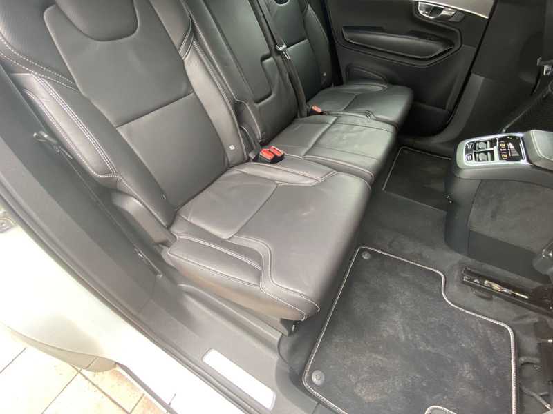 カタログ画像：ＸＣ９０（XC90） Ｔ８ ツインエンジン ＡＷＤ エクセレンス 2018年8月 DLA-LB420XCPA 2000cc アイスホワイト 燃費13.7km / l バック