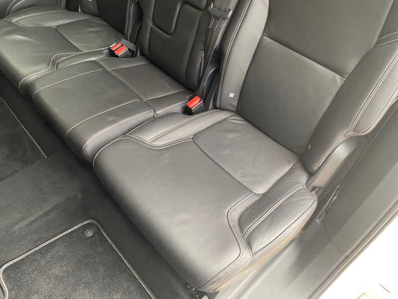 カタログ画像：ＸＣ９０（XC90） Ｔ８ ツインエンジン ＡＷＤ エクセレンス 2018年8月 DLA-LB420XCPA 2000cc アイスホワイト 燃費13.7km / l バック