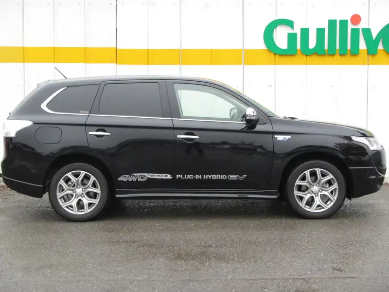 カタログ画像：アウトランダーＰＨＥＶ（OUTLANDER PHEV） Ｇプレミアムパッケージ 2014年4月 DLA-GG2W 2000cc ブラックマイカ 外装