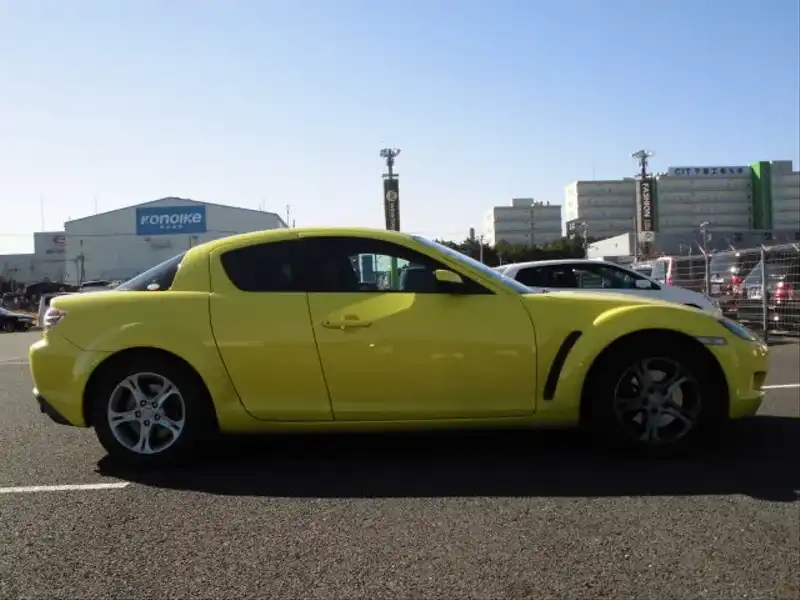 カタログ画像：ＲＸ－８（RX-8） タイプＥ 2004年4月 LA-SE3P 1400cc ライトニングイエロー 燃費9.0km / l  外装