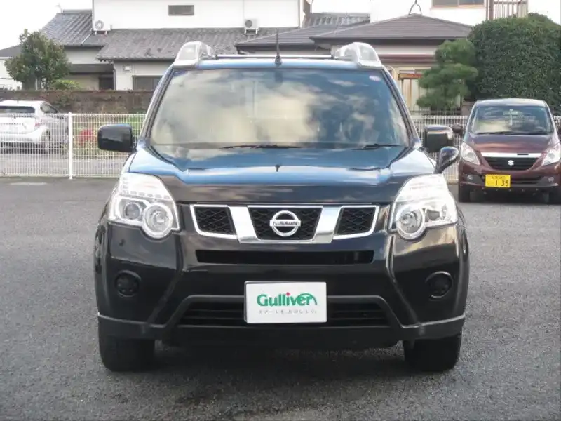 カタログ画像：エクストレイル（X-TRAIL） ２５Ｘ 2010年7月 CBA-TNT31 2500cc ダイヤモンドブラック（Ｐ） 燃費11.6km / l  フロント