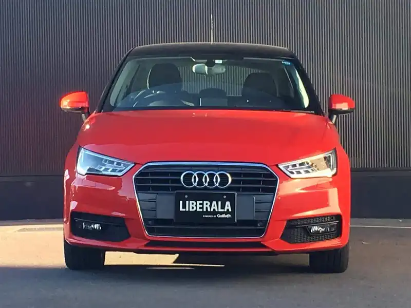 カタログ画像：Ａ１スポーツバック（A1 SPORTBACK） １．０ＴＦＳＩスポーツ 2015年6月 DBA-8XCHZ 1000cc ミサノレッドパールエフェクト フロント