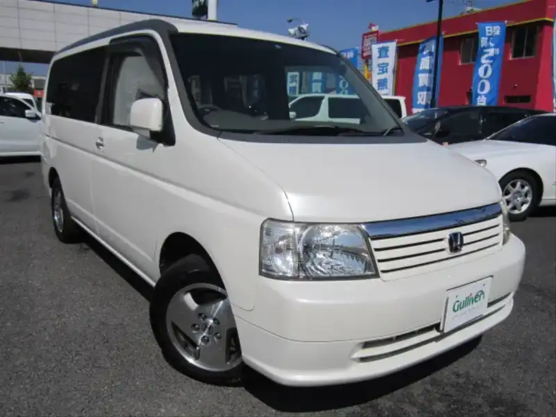 カタログ画像：ステップワゴン（STEPWAGON） Ｋ 2001年4月 LA-RF4 2000cc ブリリアントホワイト・パール 燃費11.8km / l  メイン（その他）