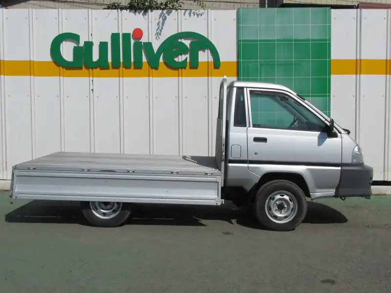 カタログ画像：ライトエーストラック（LITEACE TRUCK） ＤＸ 2004年4月 GK-KM85 1800cc シルバーメタリック 燃費10.0km / l  外装