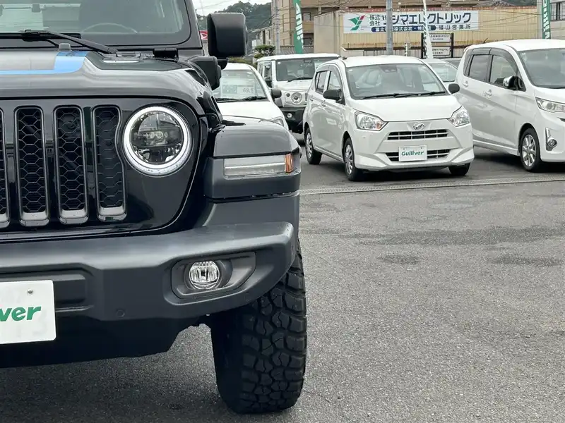 カタログ画像：ジープ・ラングラーアンリミテッド４ｘｅ（JEEP WRANGLER UNLIMITED 4xe） ルビコン ４ｘｅ 2022年12月 3LA-JL20L 2000cc ブラッククリアコート 燃費8.6km / l 外装