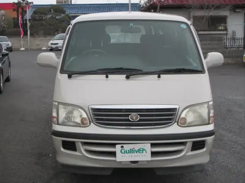 カタログ画像：ハイエースワゴン（HIACE WAGON） スーパーカスタム セミミドルルーフ 2004年4月 KH-KZH100G 3000cc ウォームグレーパールメタリック 燃費9.5km / l  フロント