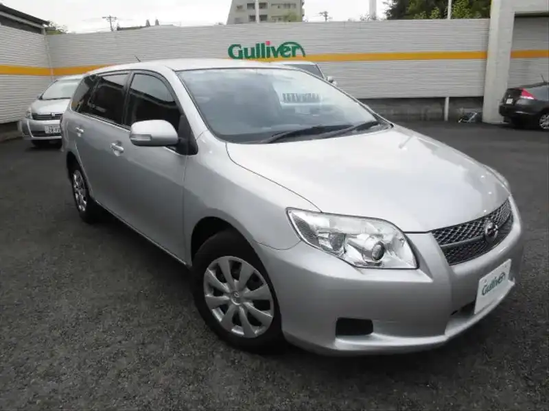 カタログ画像：カローラフィールダー（COROLLA FIELDER） １．５Ｘ スペシャルエディション 2008年4月 DBA-NZE141G 1500cc シルバーメタリック 燃費17.2km / l  メイン（その他）