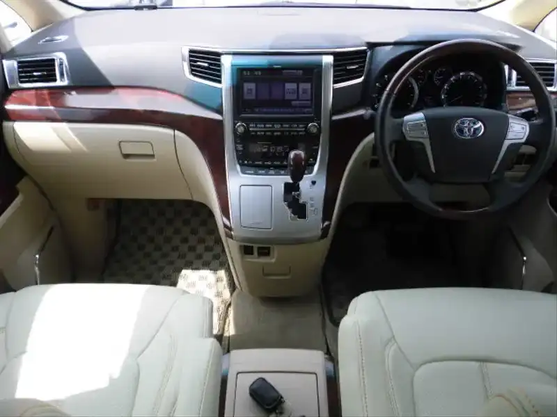 カタログ画像：ヴェルファイア（VELLFIRE） ３．５Ｚ Ｇエディション 2008年5月 DBA-GGH25W 3500cc ホワイトパールクリスタルシャイン 燃費9.1km / l  内装